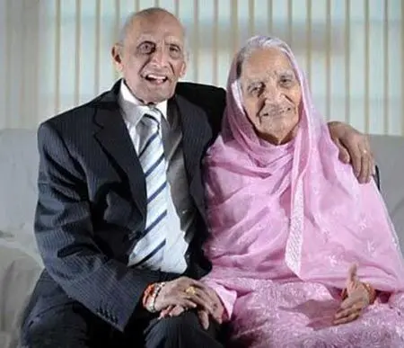 جشن تولد پیرترین زن و شوهر خوشبخت دنیا+عکس