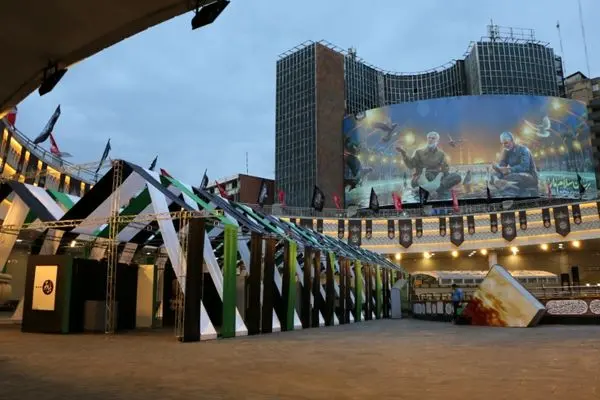 شهر زیر زمینی سیاه پوش می شود