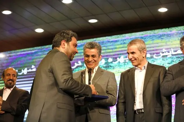 حضور شهروند در نخستین همایش ملی بهرهوری در مدیریت شهری