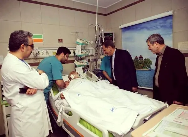 جهانگیری از حجتالاسلام طباطبایی عیادت
کرد