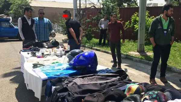 لحظه حمله دزد خشن به خانم خارجی در تهران + عکس