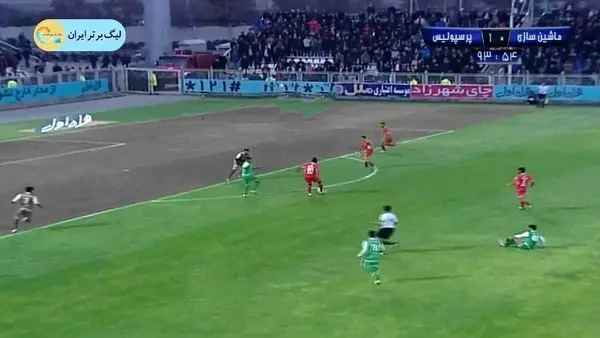 تصویری که نشان میدهد گل دوم پرسپولیس صحیح بود