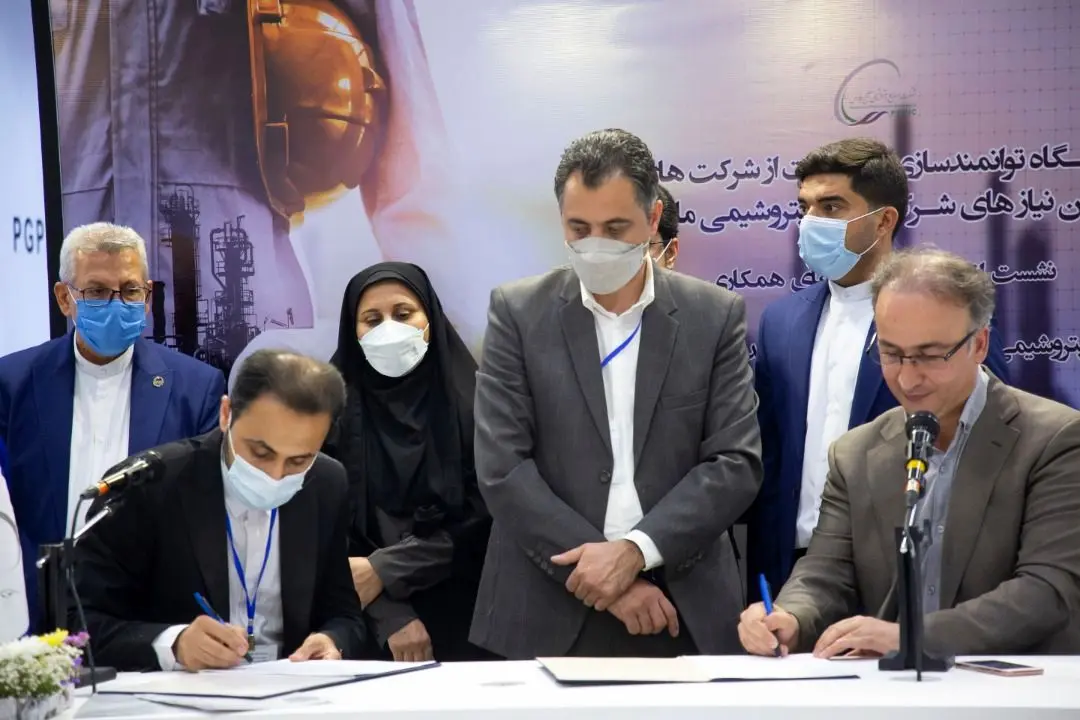 ۶۶ تفاهم‌نامه همکاری با واحد‌های تولیدی منطقه امضا شد

