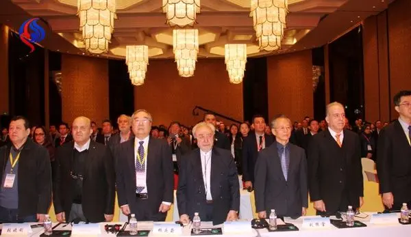 خیز تهران و پکن برای سرمایه گذاری / همایش فعالان اقتصادی ایران و چین در شانگهای