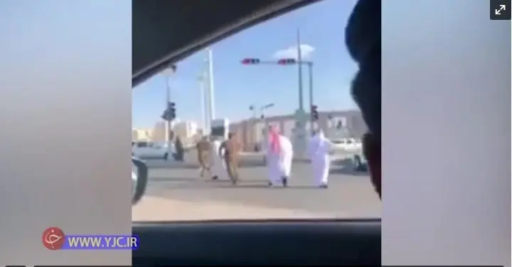 
حمله شاهزادگان سعودی به یک مامور نزدیک مسجد الحرام + عکس
