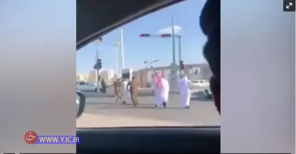 حمله شاهزادگان سعودی به یک مامور نزدیک مسجد الحرام + عکس