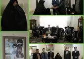 دیدار شهردار منطقه ۶ با مادر شهیدان سروری

