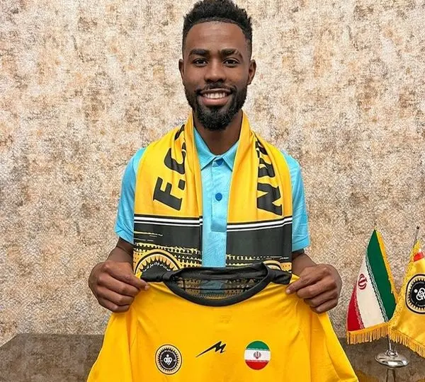 الویس کامسوبا به سپاهان پیوست