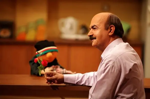 عکسی دیده نشده از ایرج طهماسبی در کنار دختر و نوه اش
