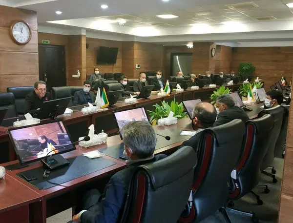 تکریم و معارفه مدیران کل قدیم و جدید «حسابرسی و بازرسی» و «سرمایه گذاری و امورمجامع» بیمه ایران
