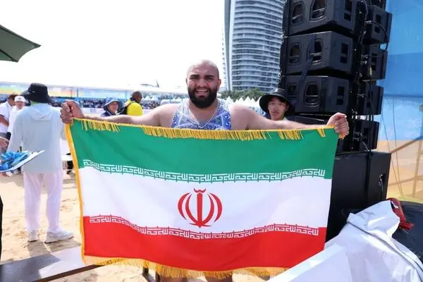 کسب نخستین مدال کاروان ایران توسط عجمی در پرتاب وزنه