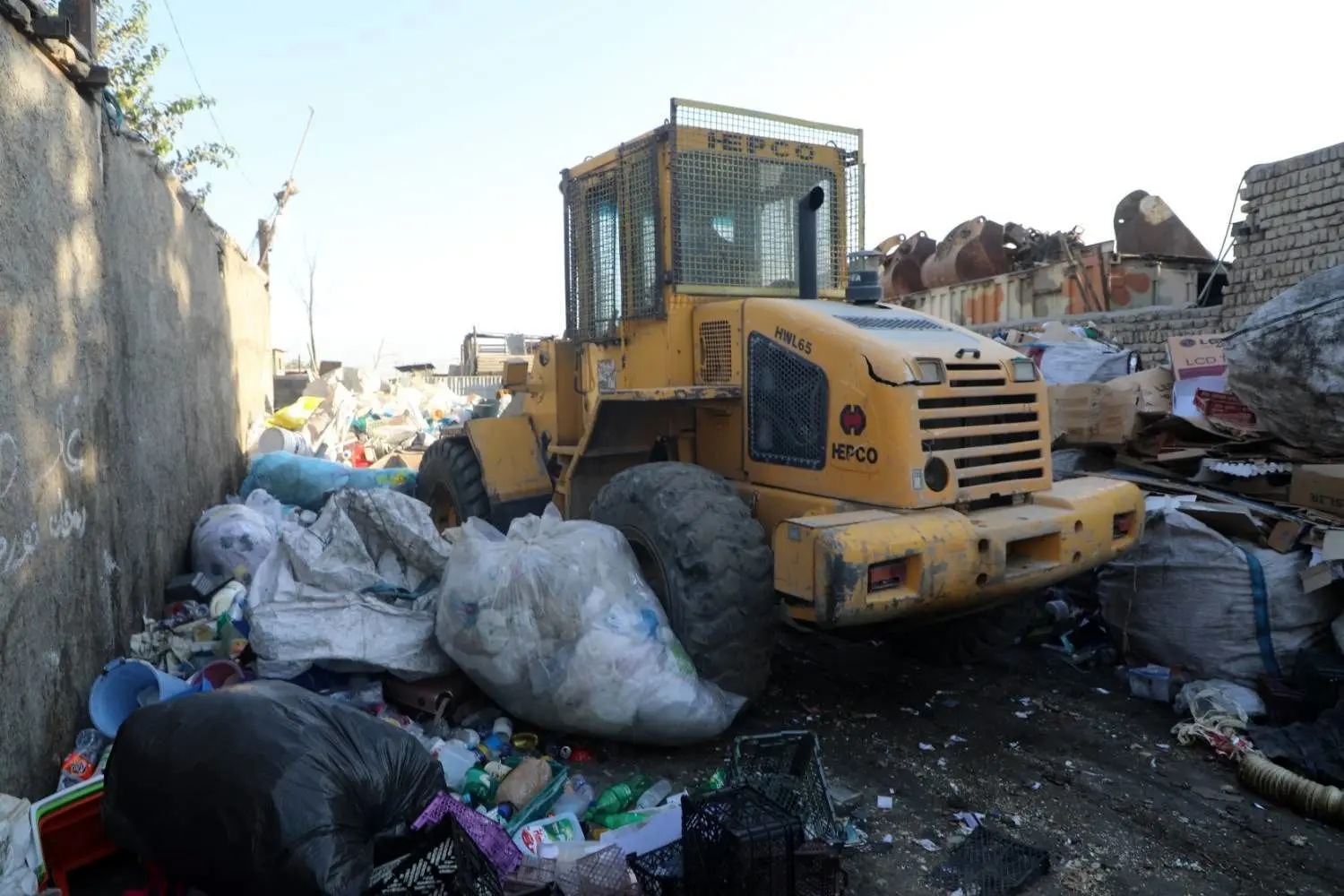 6 تن پسماند از مراکز تفکیک غیر مجاز خلازیر منطقه ۱۹ جمع آوری شد

