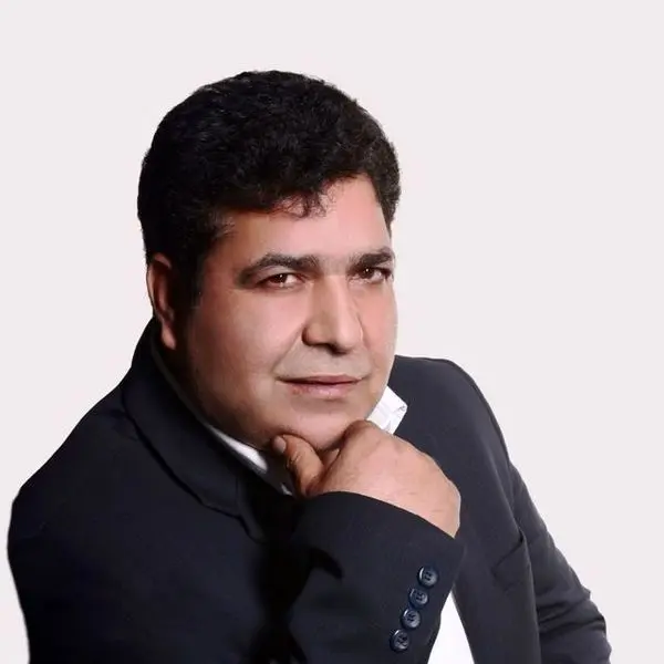 نیروهای خودشیفته و متملق انباشته از عقده های روانی هستند