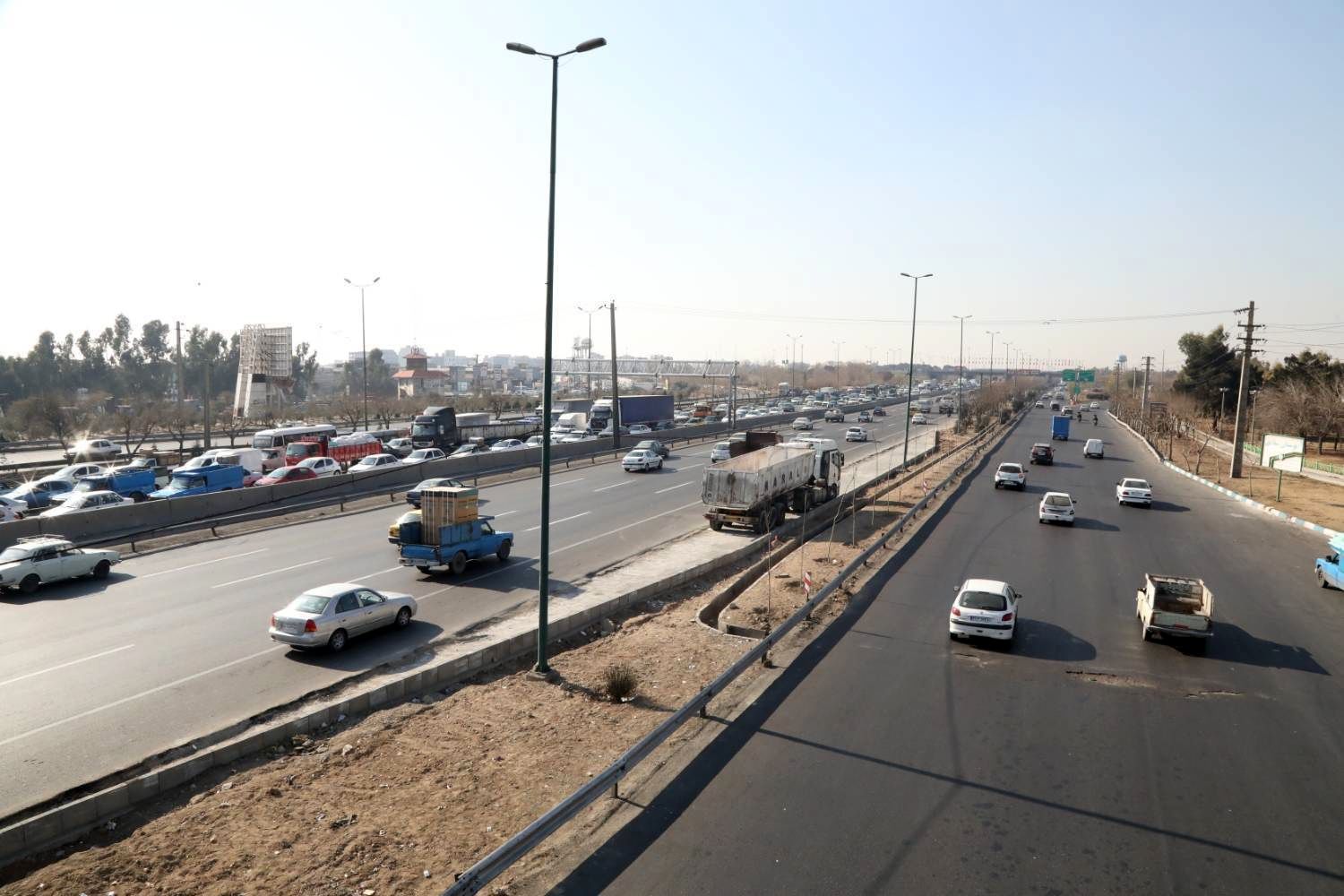 افزایش ایمنی با احداث پهلوگاه اضطرای در شرق به غرب بزرگراه آزادگان  

