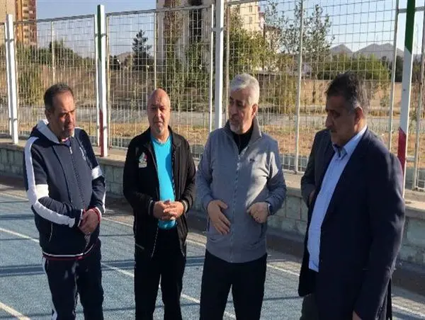بازدید وزیر ورزش و جوانان از ورزشگاه آفتاب انقلاب