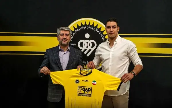 اخباری رسما به سپاهان پیوست