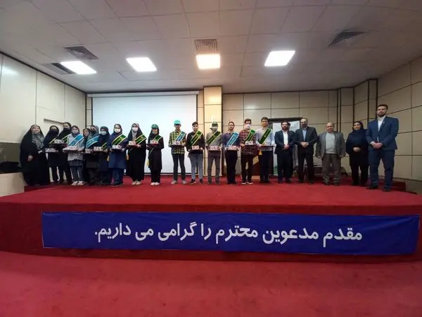 احکام شهرداران ۱۶ مدرسه منطقه ۱۳ تنفیذ شد

