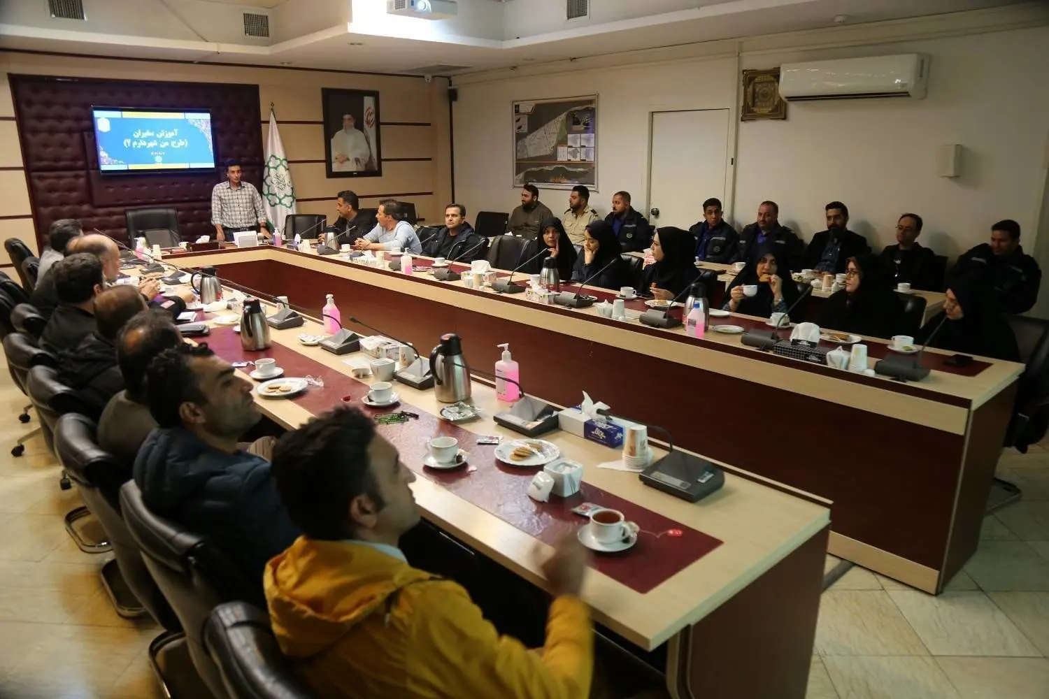 آغاز نظرسنجی پروژه های منتخب منطقه ۱۳ در راستای طرح من شهردارم ۲

