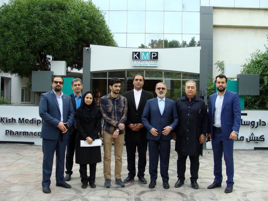 مدیرعامل بانک صنعت و معدن از دو طرح صنعتی در کیش بازدید کرد

