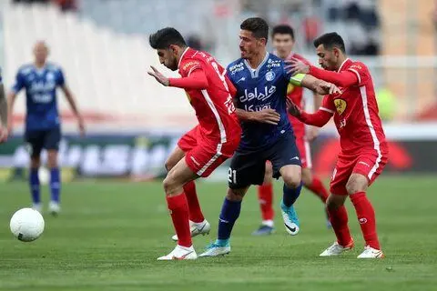 سقوط استقلال در رده بندی جهانی/پرسپولیس در رده نخست فوتبال ایران