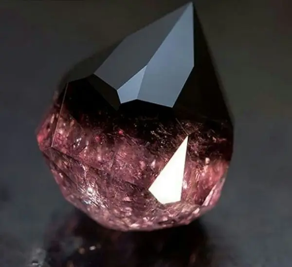 زیباترین سنگ دنیا+عکس