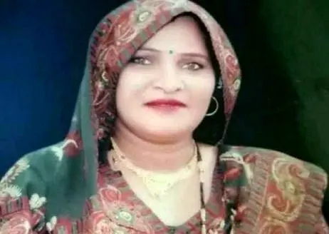 مرگ وحشتناک زن بعد از دفن زیر کوه مدفوع توسط شوهرش!
