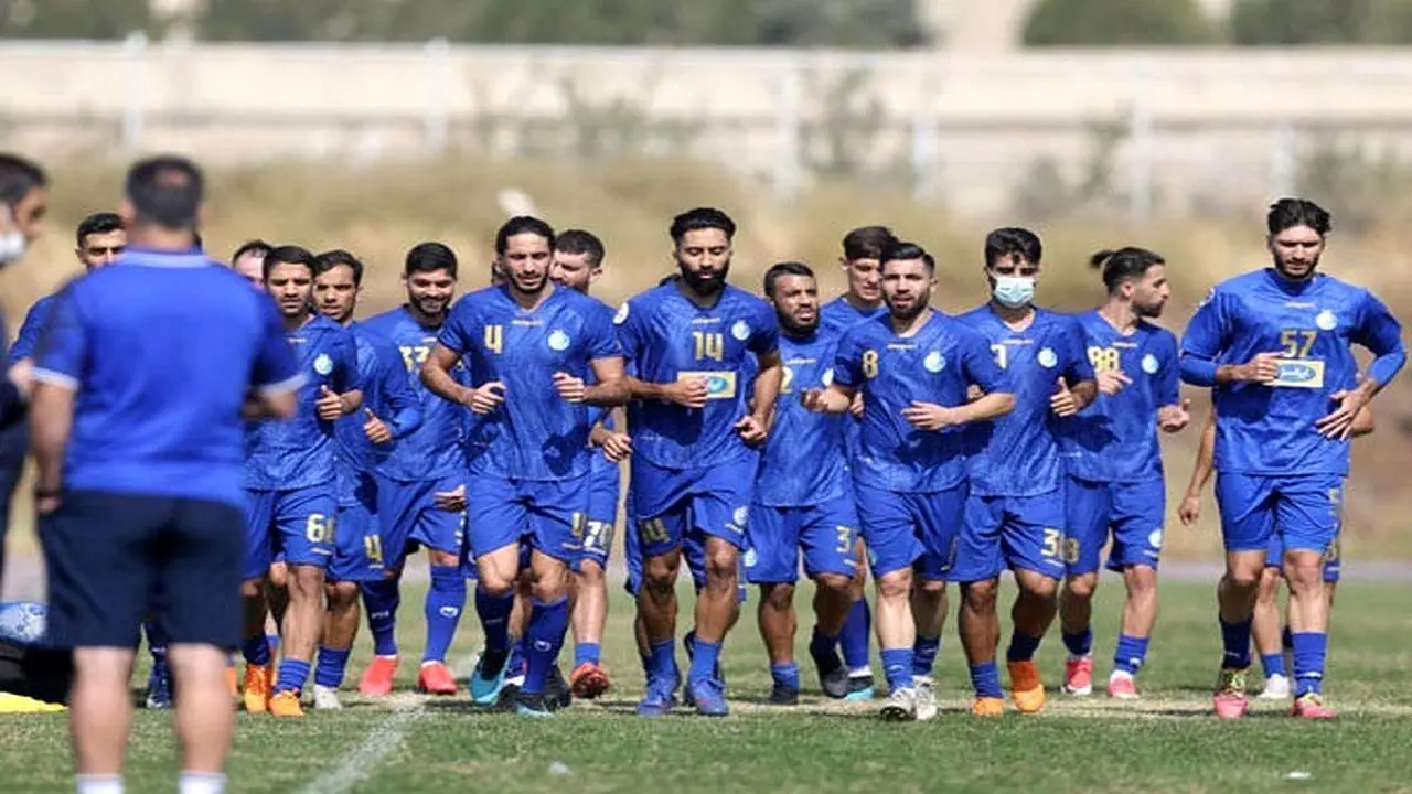 حضور مدیران استقلال در تمرین آبی پوشان