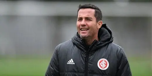 آغاز فعالیت دستیار گل‌محمدی در پرسپولیس از امروز