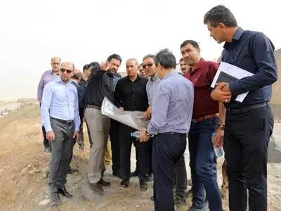 بازدید سرپرست معاونت فنی و عمرانی شهرداری تهران از آزادراه شهید شوشتری