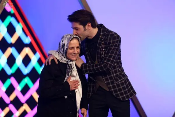 داستان غم انگیز زندگی خواننده مشهور از عشقش که در نوجوانی مرد+عکس
