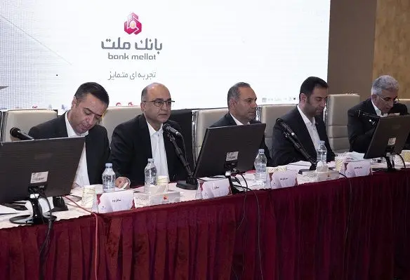 افتخار، پشت افتخار در مجامع بانک ملت؛ تقسیم 100 ریال سود به ازای هر سهم و تبدیل بانک ملت به بزرگ ترین بانک بورسی کشور