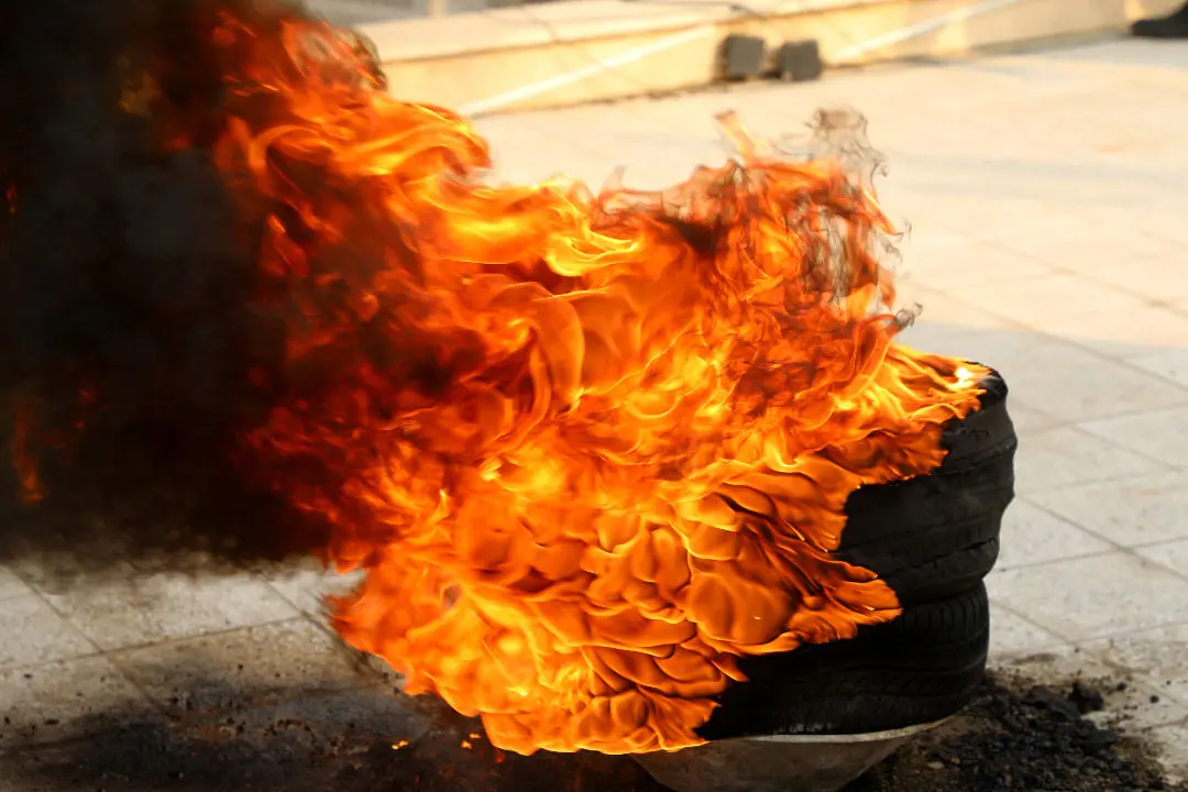 اجرای طرح عملیاتی اطفاء حریق  در ناحیه دو منطقه 13 

