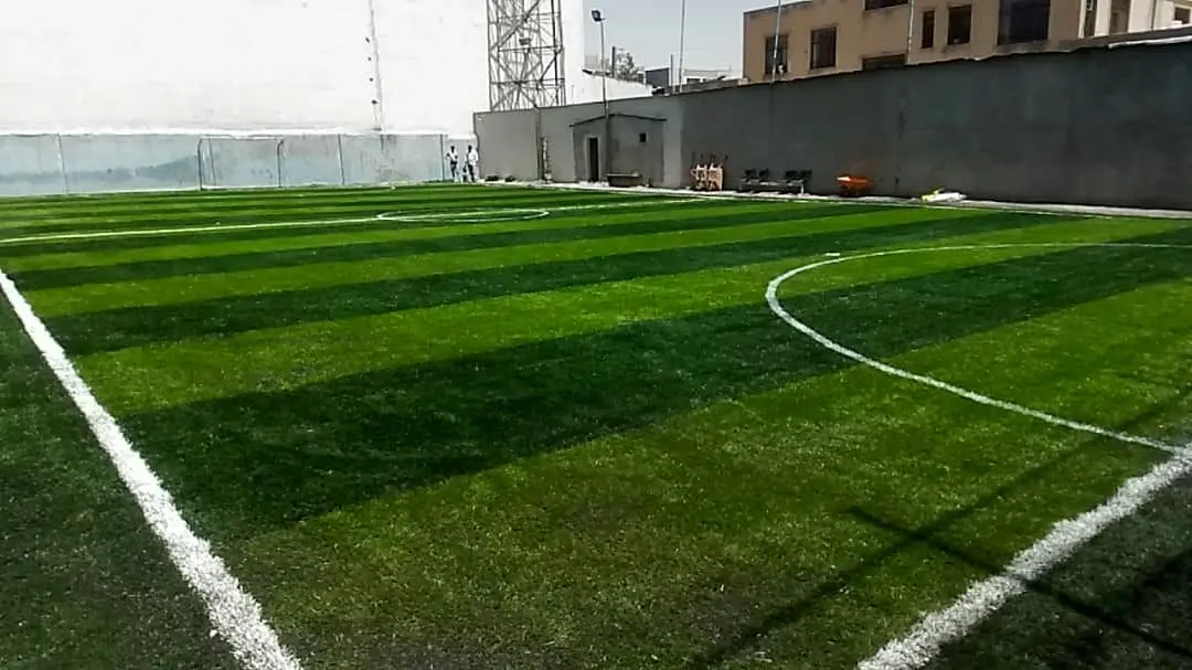 بازسازی و احداث زمین های چمن مصنوعی شمال شرق تهران

