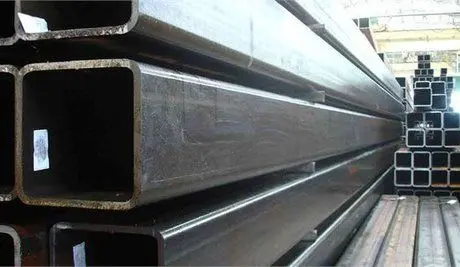 کاهش 30 درصدی قیمت فولاد