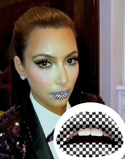 خالکوبی های عجیب خانم بازیگر روی لب هایش! +عکس