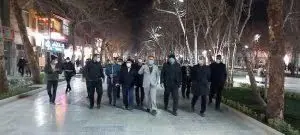 جمع آوری پایه های روشنایی قدیمی از چهارباغ و میدان امام