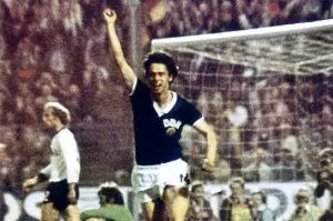 شهرت جهانی یک فوتبالیست فقط بخاطر یک گل! + عکس