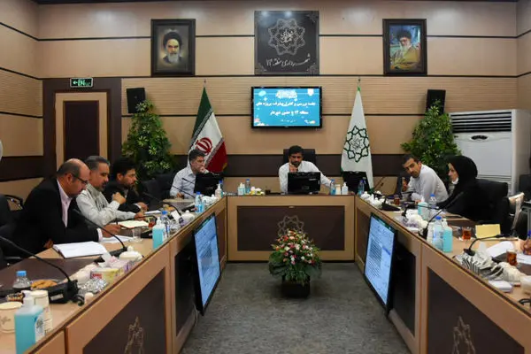 تسریع در اجرای پروژه ها و پیگیری مطالبات شهروندان