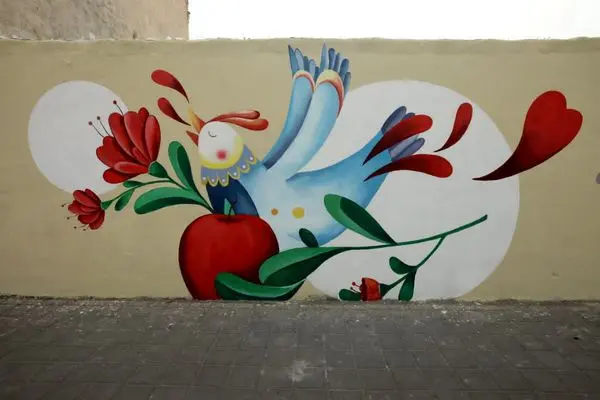 حال و هوای بهار در منطقه۱۳ با ۳۰ طرح نقاشی دیواری