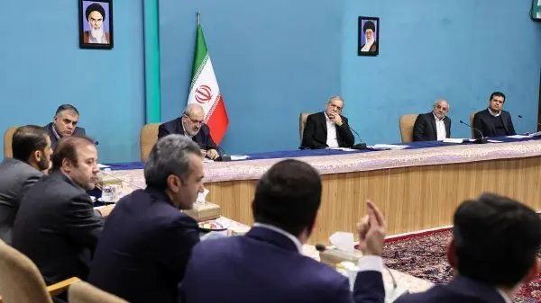 حرکت به سمت انرژی‌های پاک و اصلاح سیاست‌های توسعه ضروری است

