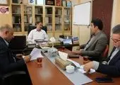دیدار مدیر مخابرات منطقه مرکزی با شهردار زاویه