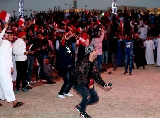 جشن خیابانی مردم قطر بعد از برد امارات+ عکس