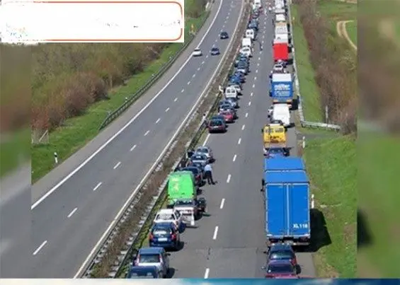 نظم شگفت انگیز رانندگی در آلمان+عکس