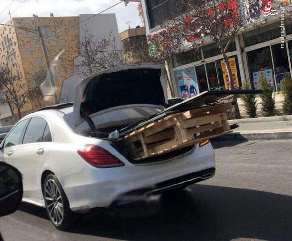 عکس/ جابجایی بار با ماشین 5 میلیارد تومانی!