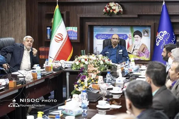 دیدار نماینده مردم بهبهان در مجلس شورای اسلامی با مدیرعامل مناطق نفتخیز جنوب

