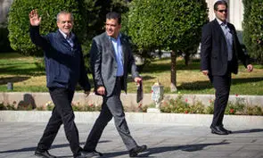 تمرکز کابینه بر انضباط مالی و دیپلماسی محدود هسته‌ای