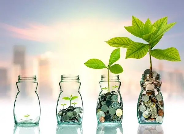 بیمه ایران منافع حاصل از سرمایه گذاری بیمه های زندگی پس اندازی سال های 93 تا 99 را به حساب بیمه نامه های بیمه گذاران منظور نمود
