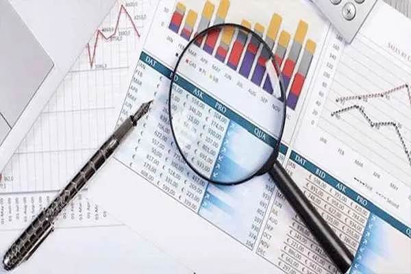 کارنامه ضعیف اقتصادی دهه ۹۰