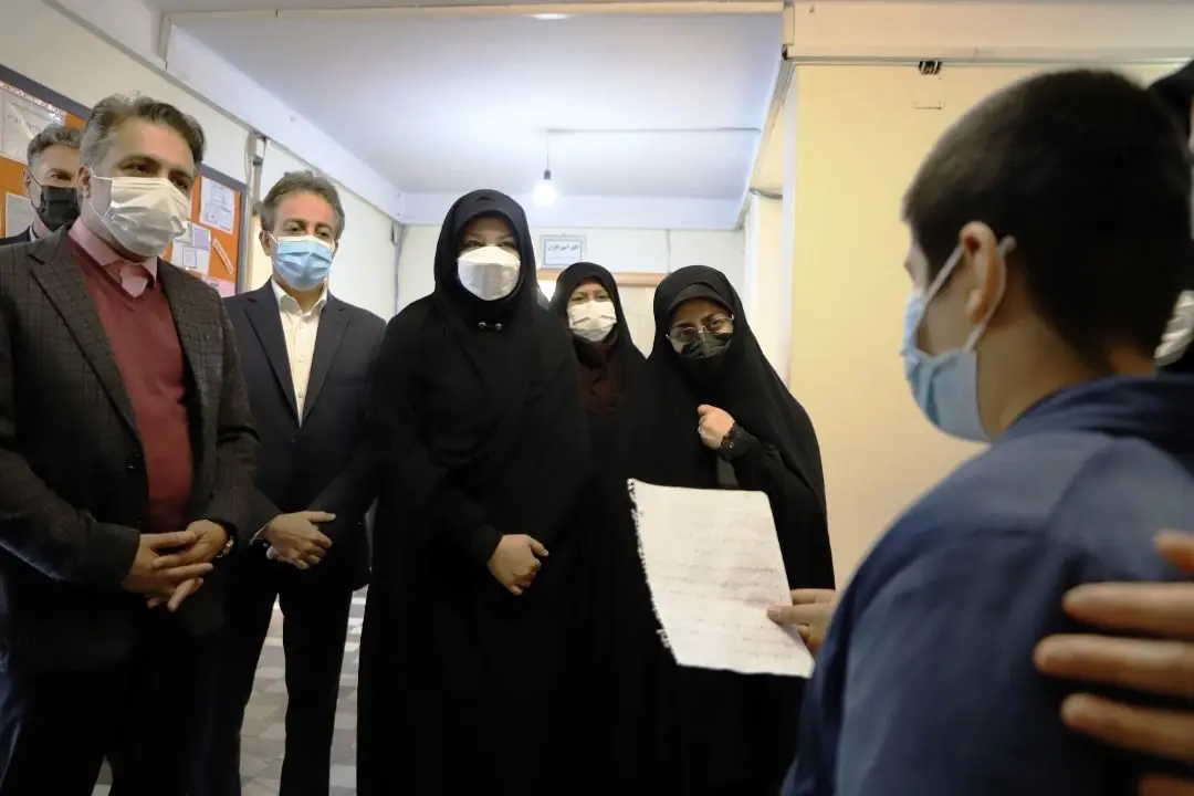 حضور عضو کمیته اجرایی شهر دوستدار کودک در مدارس استثنایی پیدایش و نابینایان خزائلی منطقه۷