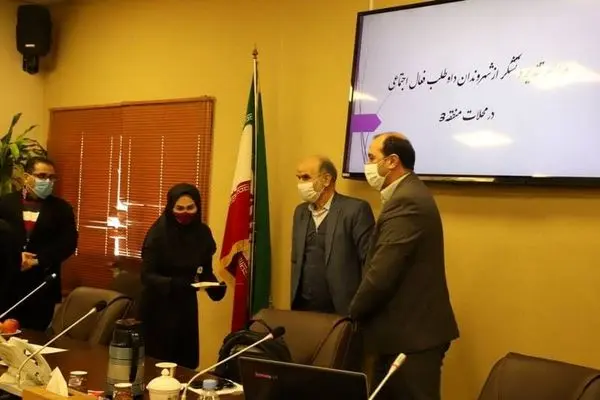 تقدیر از داوطلبان فعال اجتماعی مبارزه با ویروس کرونا در منطقه 3